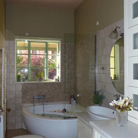 Daire Avgi Garden House Chania With Private Entrance